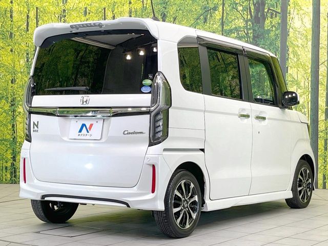 HONDA N BOX CUSTOM 2020 Image 31