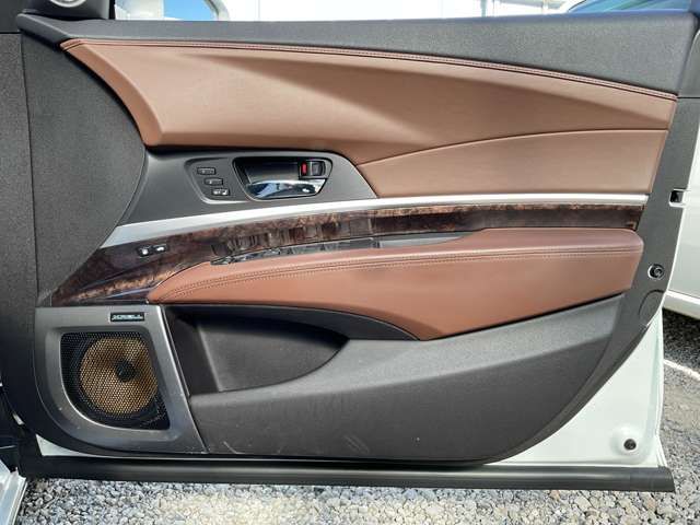 HONDA LEGEND HYBRID 2018 Image 31