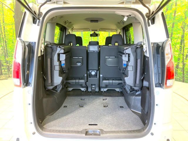 NISSAN SERENA  S-HYBRID 2017 Image 31