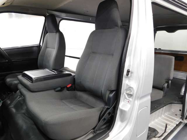 TOYOTA HIACE VAN 1.25T 2WD 2013 Image 31