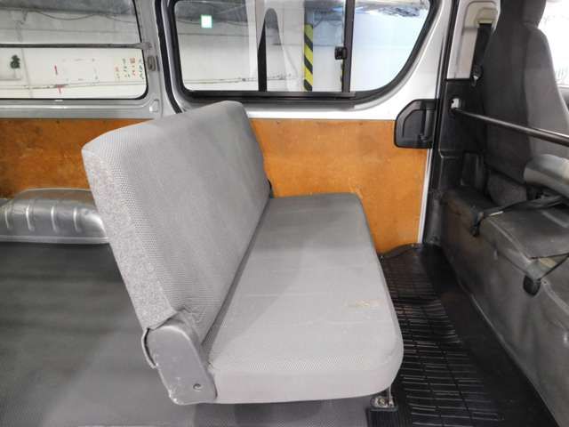 TOYOTA HIACE VAN 1.25T 2WD 2013 Image 31