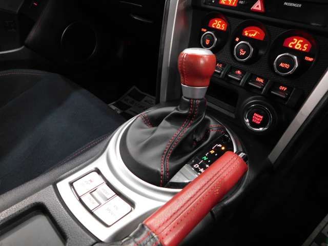 TOYOTA 86 2013 Image 31