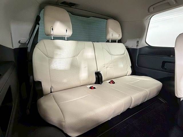 TOYOTA LEXUS LX570 AWD 2016 Image 31