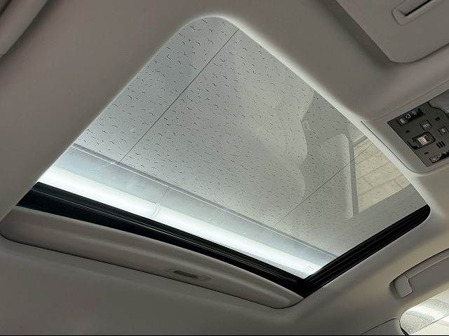 TOYOTA LEXUS LX570 AWD 2016 Image 31