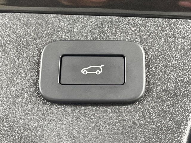 JAGUAR E-PACE 2024 Image 31