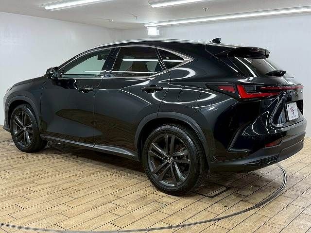TOYOTA LEXUS NX350H 2022 Image 31