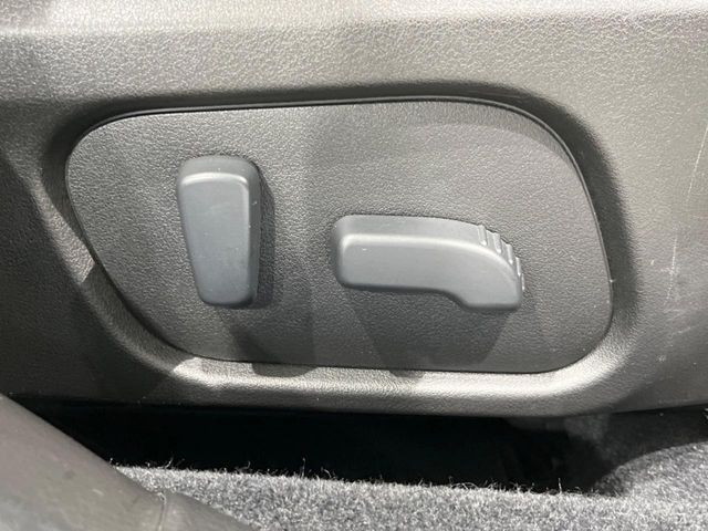 SUBARU XV HYBRID 2013 Image 31