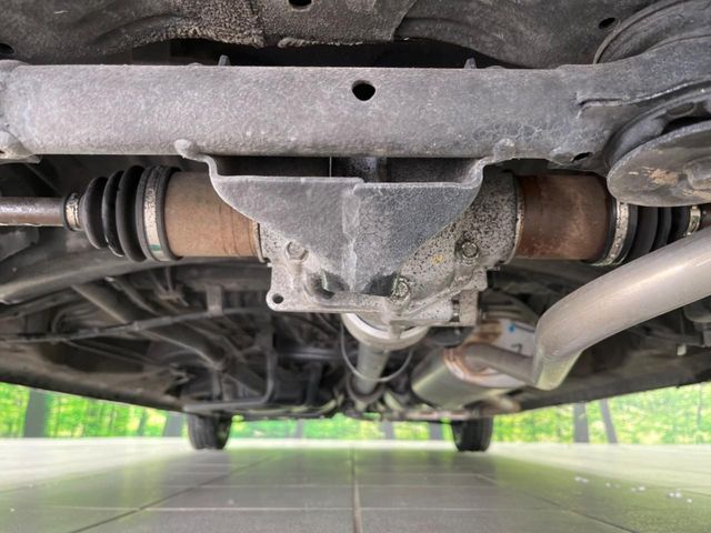 HONDA N BOX CUSTOM 4WD 2018 Image 31