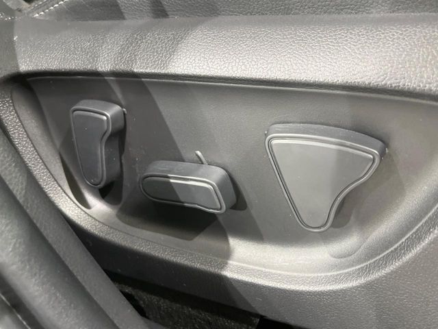 TOYOTA YARIS CROSS HYBRID 2024 Image 31