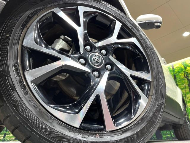 TOYOTA C-HR 2019 Image 31