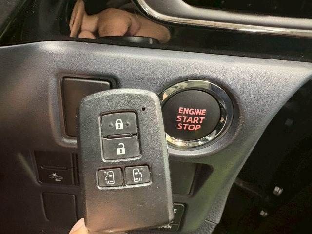 TOYOTA VOXY 2016 Image 31