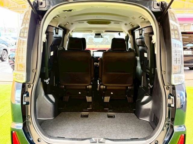 TOYOTA VOXY 2016 Image 31