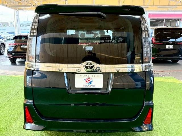 TOYOTA VOXY 2016 Image 31