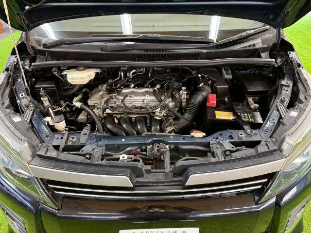 TOYOTA VOXY 2016 Image 31