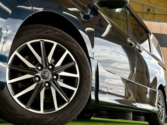 TOYOTA VOXY 2016 Image 31