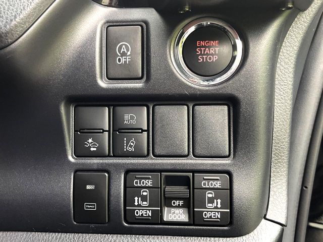 TOYOTA VOXY 2020 Image 31