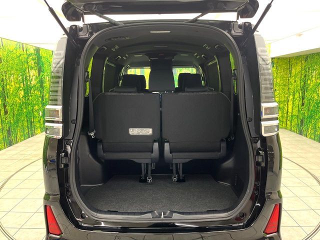 TOYOTA VOXY 2020 Image 31