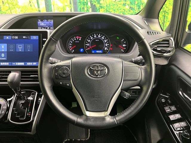 TOYOTA VOXY 2020 Image 31