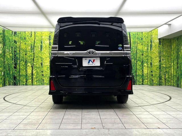 TOYOTA VOXY 2020 Image 31