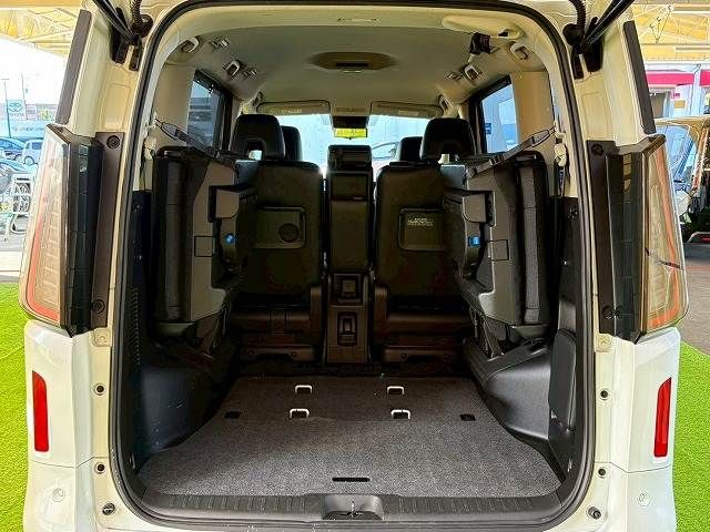 NISSAN SERENA  WG 2023 Image 31