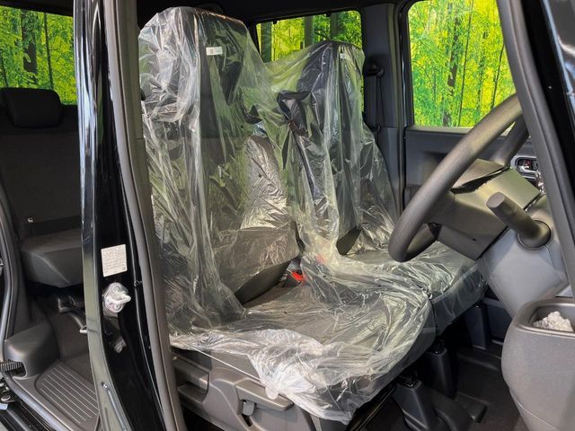 HONDA N BOX CUSTOM 2025 Image 31