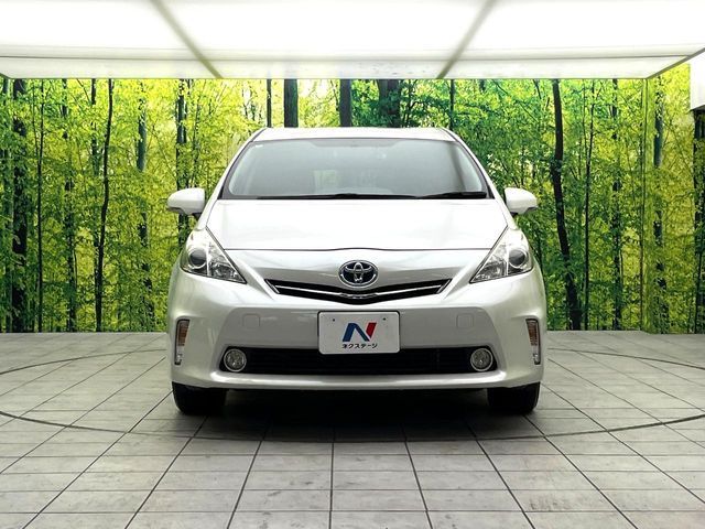 TOYOTA PRIUS ALPHA 2014 Image 31