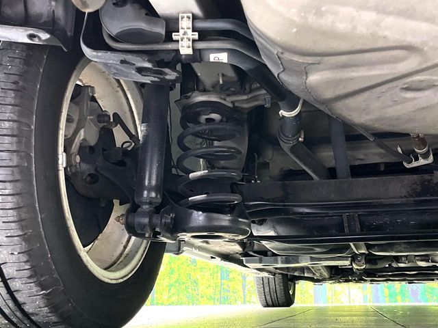 TOYOTA PRIUS ALPHA 2014 Image 31