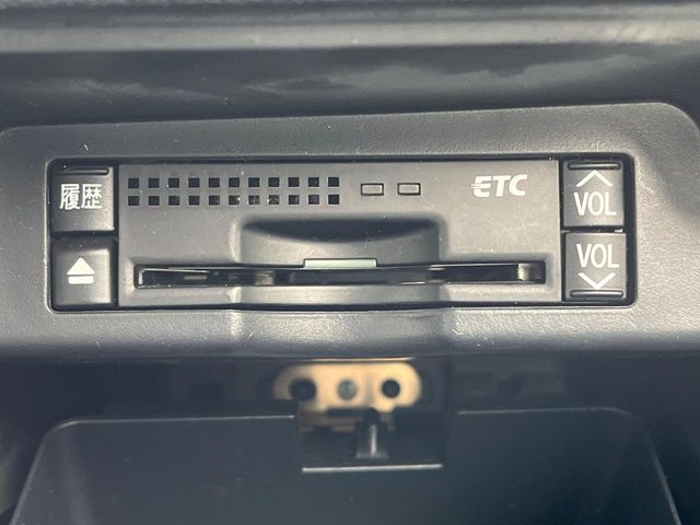 TOYOTA NOAH 2013 Image 31