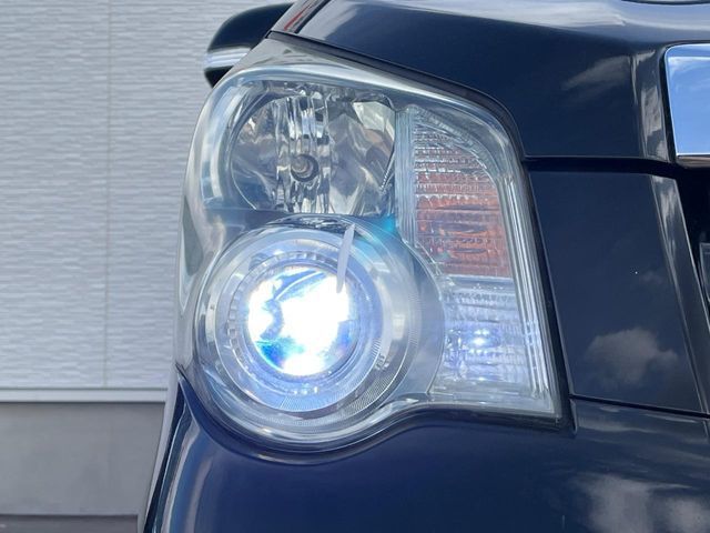 TOYOTA NOAH 2013 Image 31