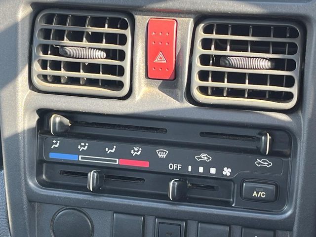 MITSUBISHI MINICAB TRUCK 4WD 2016 Image 31