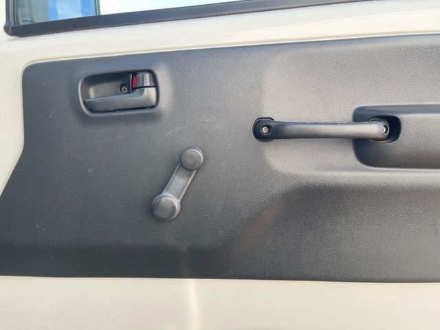 MITSUBISHI MINICAB TRUCK 4WD 2016 Image 31