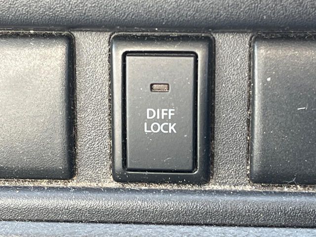 MITSUBISHI MINICAB TRUCK 4WD 2016 Image 31