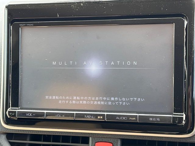 TOYOTA NOAH HYBRID 2014 Image 31