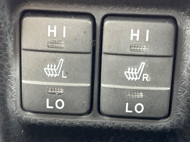 TOYOTA NOAH HYBRID 2014 Image 31