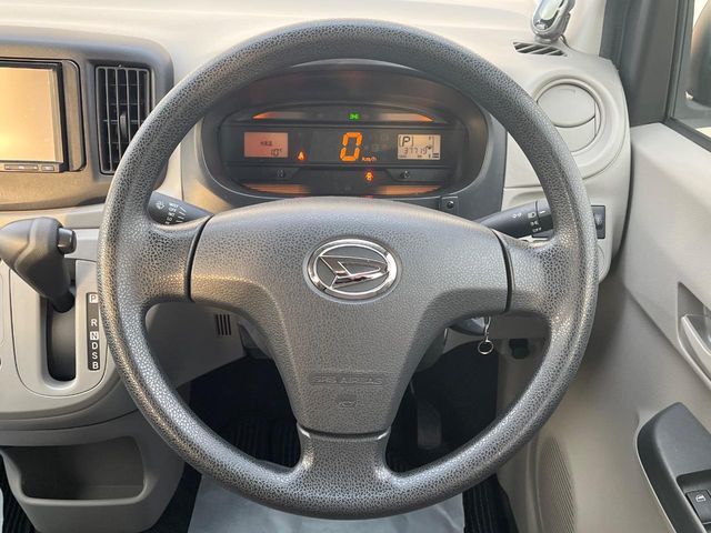 DAIHATSU MIRA E:S 2015 Image 31