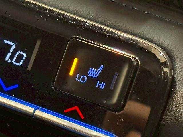 TOYOTA VOXY HYBRID 2022 Image 31