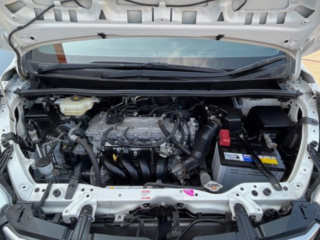 TOYOTA NOAH 2015 Image 31