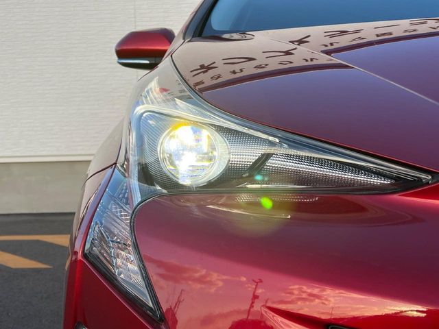 TOYOTA PRIUS 2016 Image 31