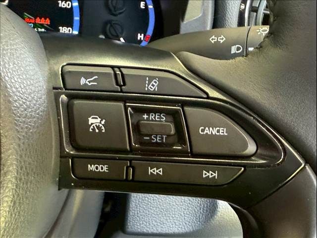 TOYOTA YARIS CROSS HYBRID 2023 Image 31