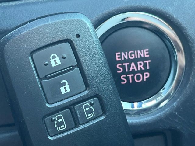 TOYOTA VOXY 2015 Image 31