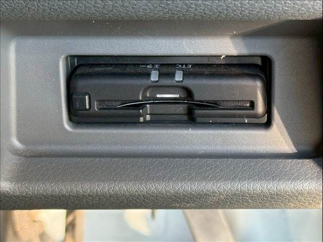 NISSAN NV350 CARAVAN 2020 Image 31