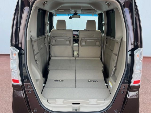 HONDA N BOX 2017 Image 31