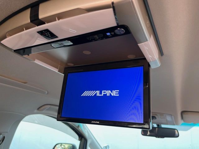 TOYOTA VELLFIRE 2013 Image 31