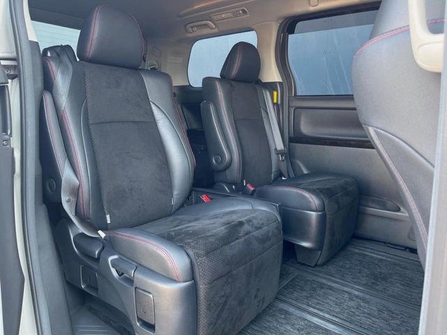 TOYOTA VELLFIRE 2013 Image 31