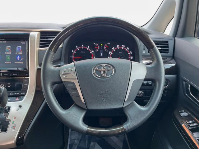 TOYOTA VELLFIRE 2013 Image 31