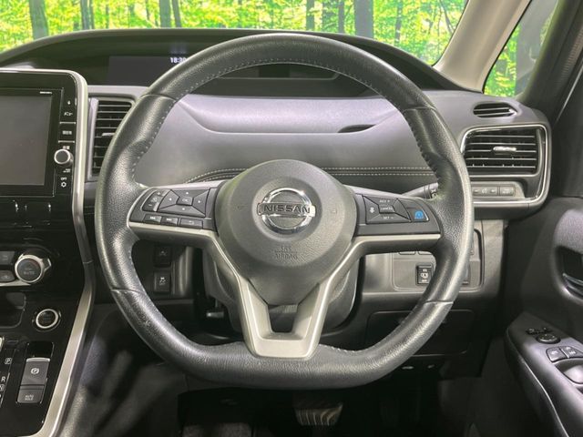 NISSAN SERENA  S-HYBRID 4WD 2016 Image 31