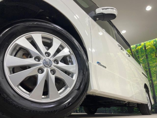 NISSAN SERENA  S-HYBRID 4WD 2016 Image 31