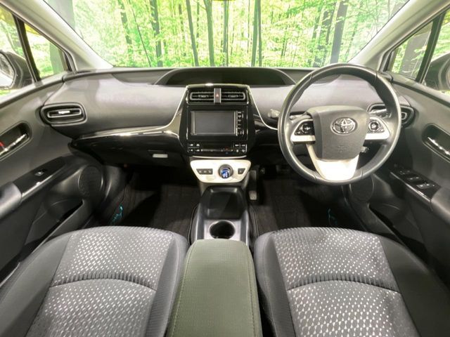 TOYOTA PRIUS 4WD 2016 Image 31