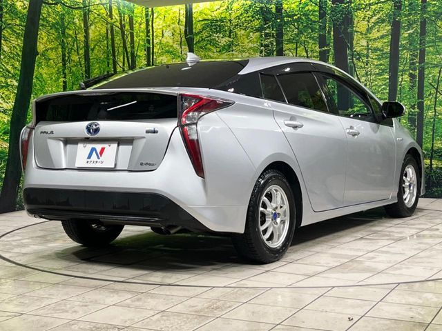 TOYOTA PRIUS 4WD 2016 Image 31