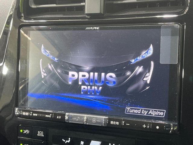 TOYOTA PRIUS PHV 2018 Image 31